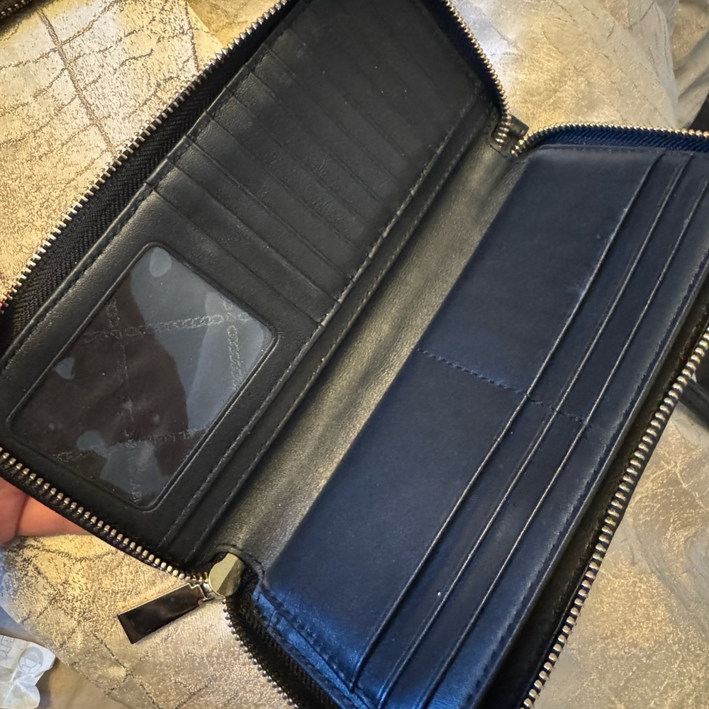 MK wallet